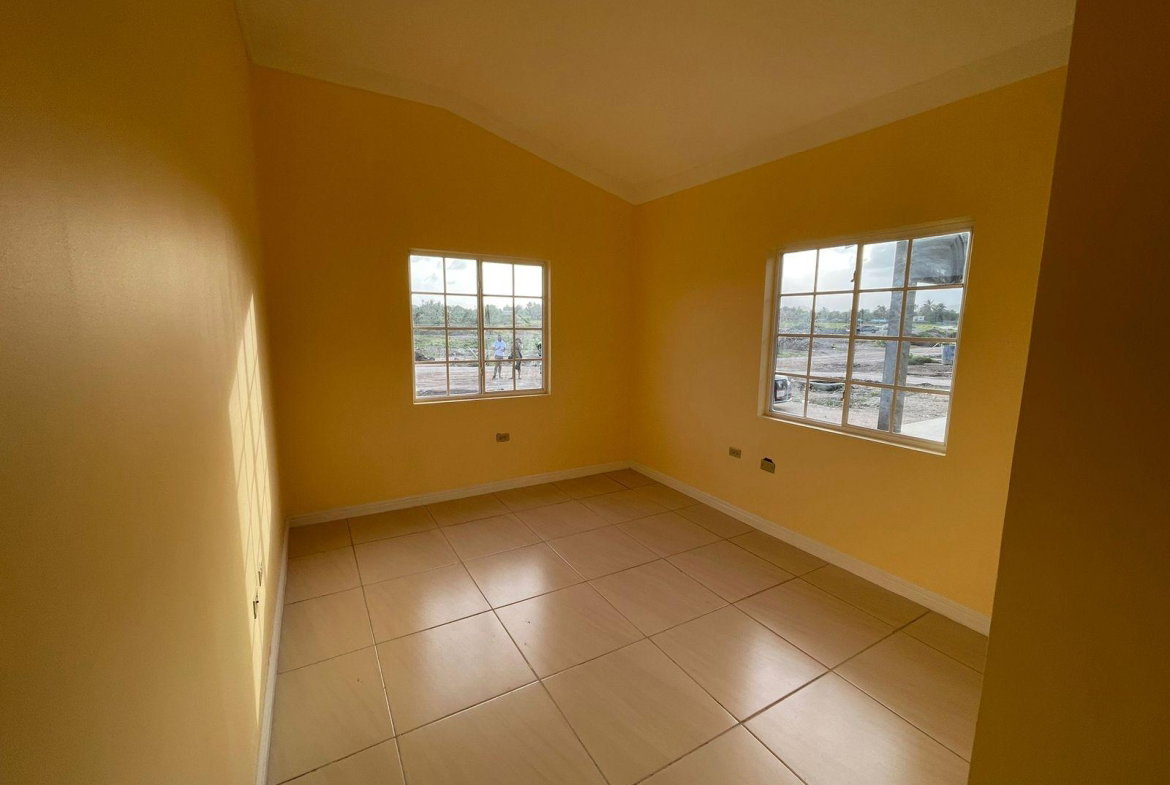 Fourth image of 88 Roseneath Park in Old Harbour, St. Catherine, Jamaica - property is For Sale