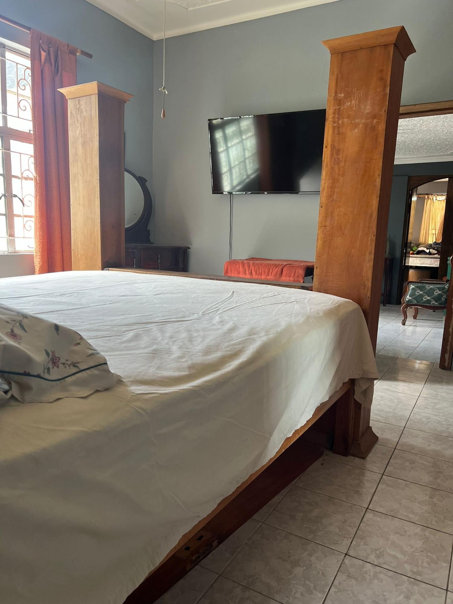 Seventh image of 3 Trenton Avenue in Kingston 8, St. Andrew, Jamaica - property is For Rent