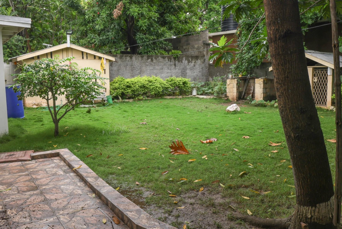 Sixteenth image of 2-47 Lorraine Ave in Kingston 10, St. Andrew, Jamaica - property is For Rent