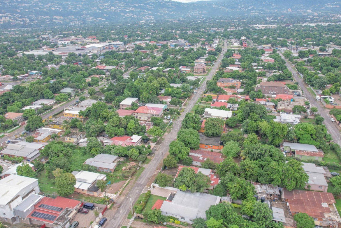 Eighteenth image of 2-47 Lorraine Ave in Kingston 10, St. Andrew, Jamaica - property is For Rent
