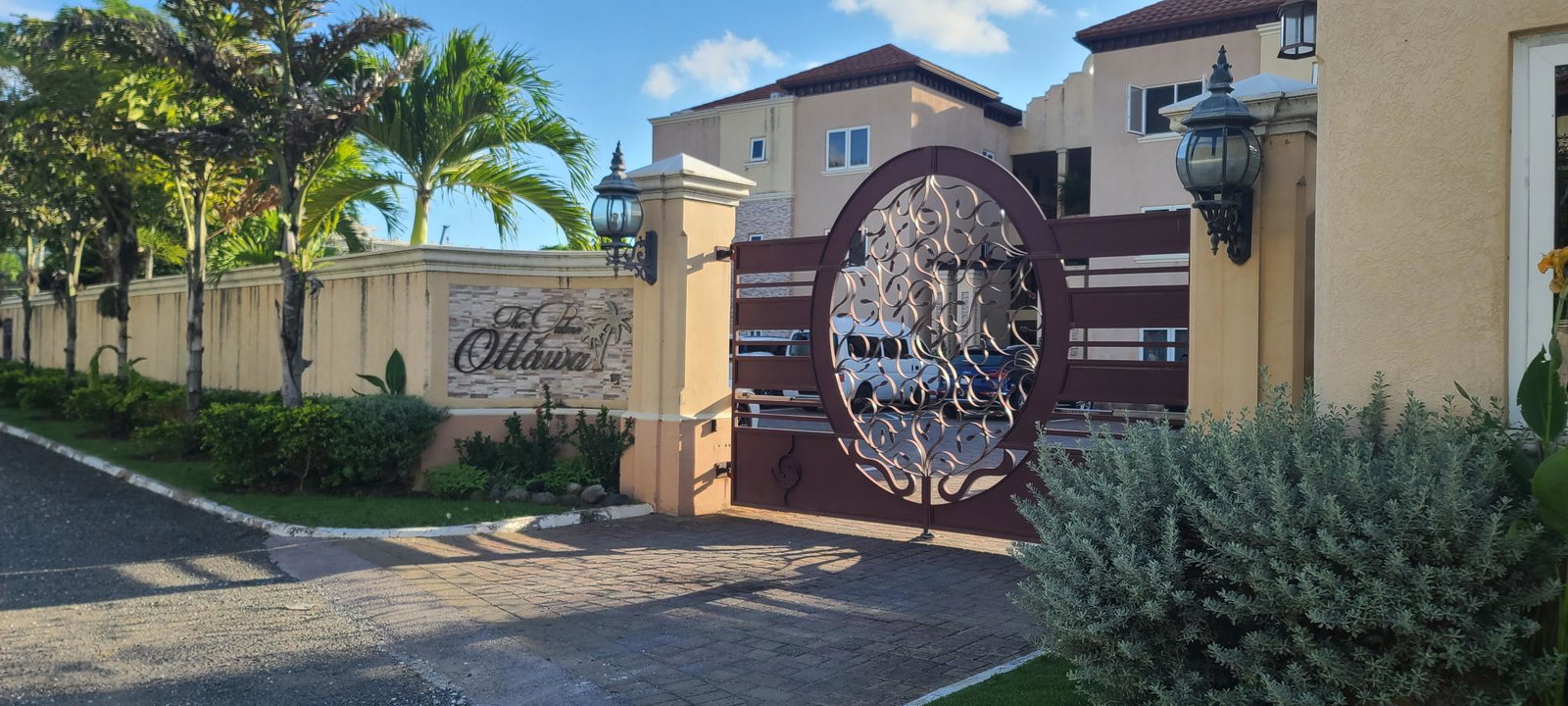 Second image of 13-15 Ottawa Avenue in Kingston 6, St. Andrew, Jamaica - property is For Rent