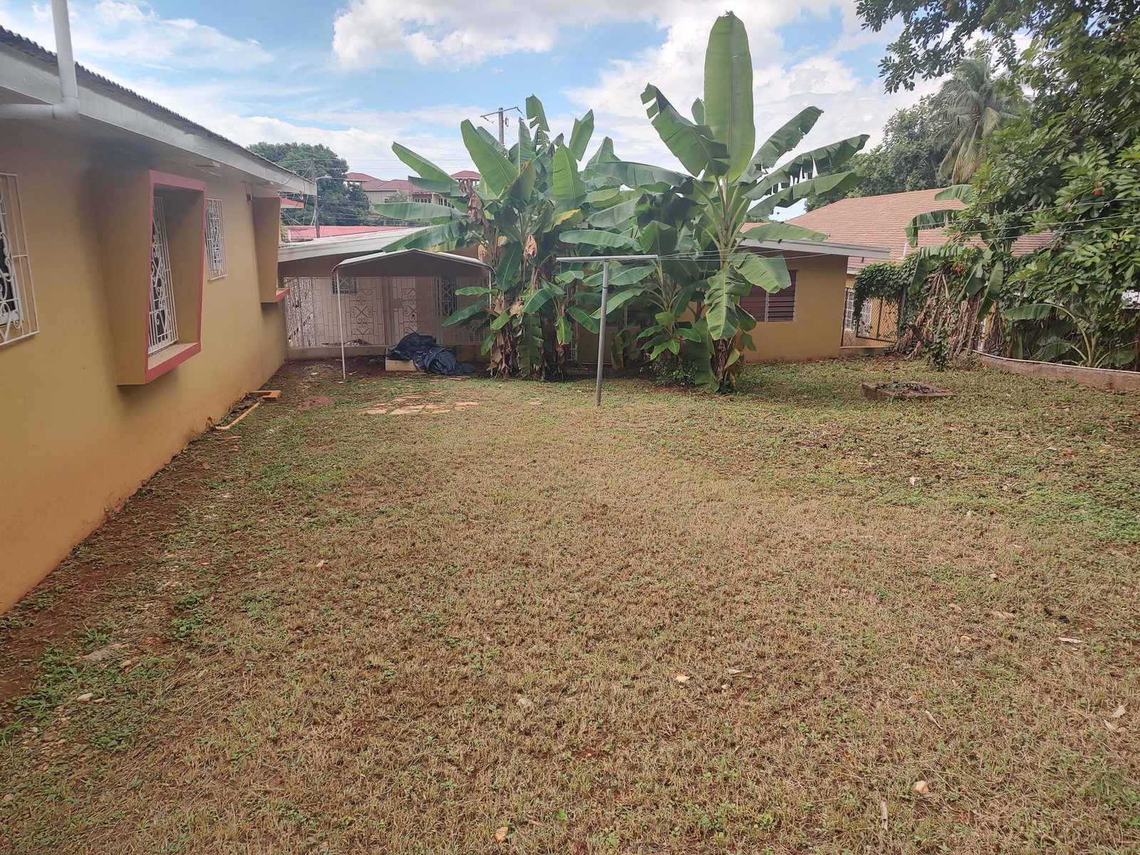 Fifth image of 12 Sandale Crescent in Mannings Hill, St. Andrew, Jamaica - property is For Sale