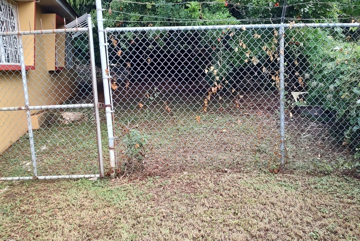 Seventh image of 12 Sandale Crescent in Mannings Hill, St. Andrew, Jamaica - property is For Sale