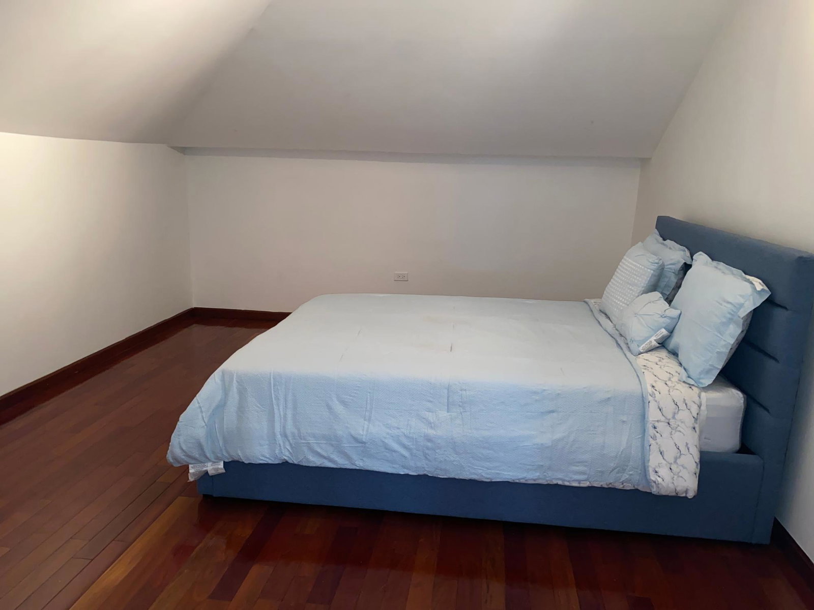 Twenty-Second image of D104- 3 St.michael’s Terrace, k in Kingston 6, St. Andrew, Jamaica - property is For Rent
