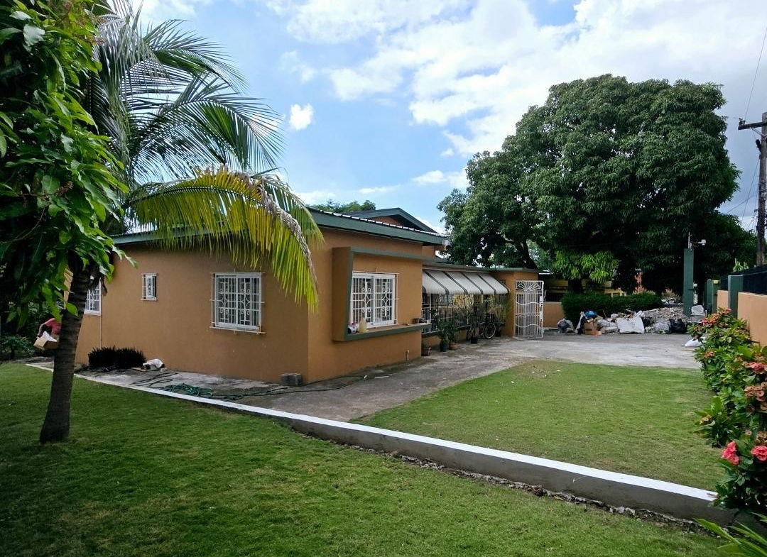 Seventeenth image of 69 Ziadie Avenue in Kingston 20, St. Andrew, Jamaica - property is For Rent