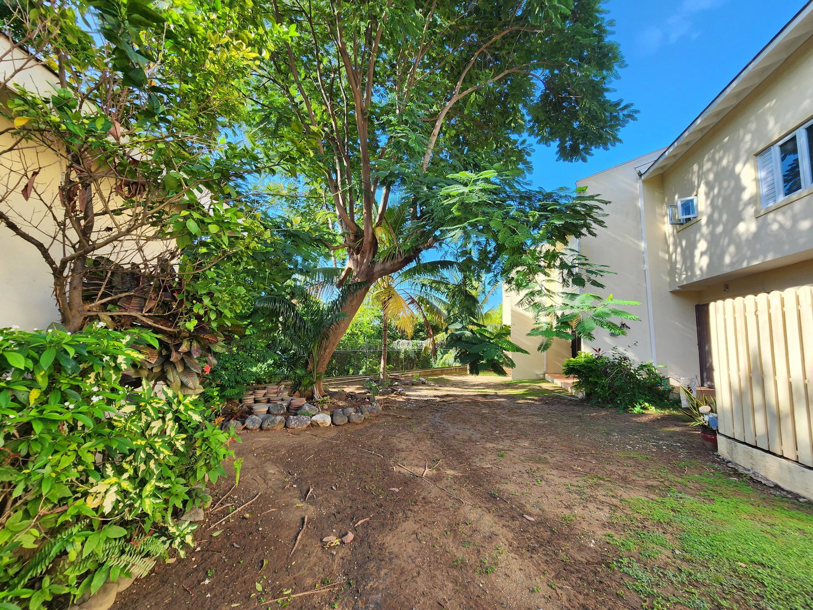 Twenty-Fourth image of 1-1 Durie Drive in Kingston 8, St. Andrew, Jamaica - property is For Rent