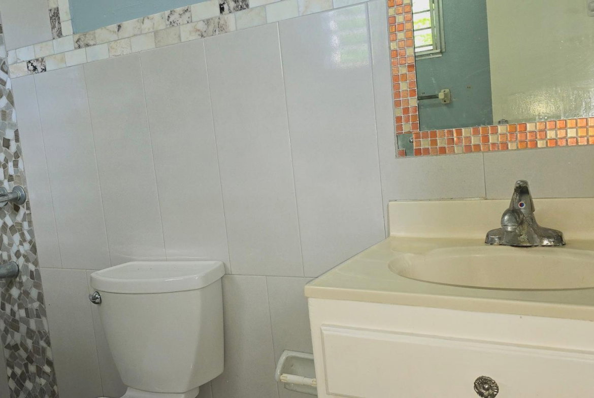 Twenty-Sixth image of 4a-36 Leas Flat in Kingston 19, St. Andrew, Jamaica - property is For Rent