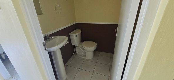 Seventh image of 4a-36 Leas Flat in Kingston 19, St. Andrew, Jamaica - property is For Rent