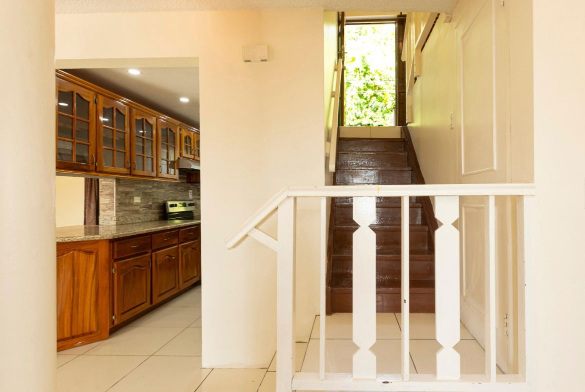 Fourth image of 2- Sky Way Drive in Kingston 19, St. Andrew, Jamaica - property is For Rent