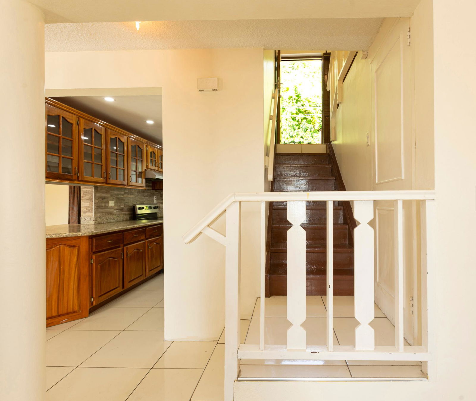 Fourth image of 2- Sky Way Drive in Kingston 19, St. Andrew, Jamaica - property is For Rent