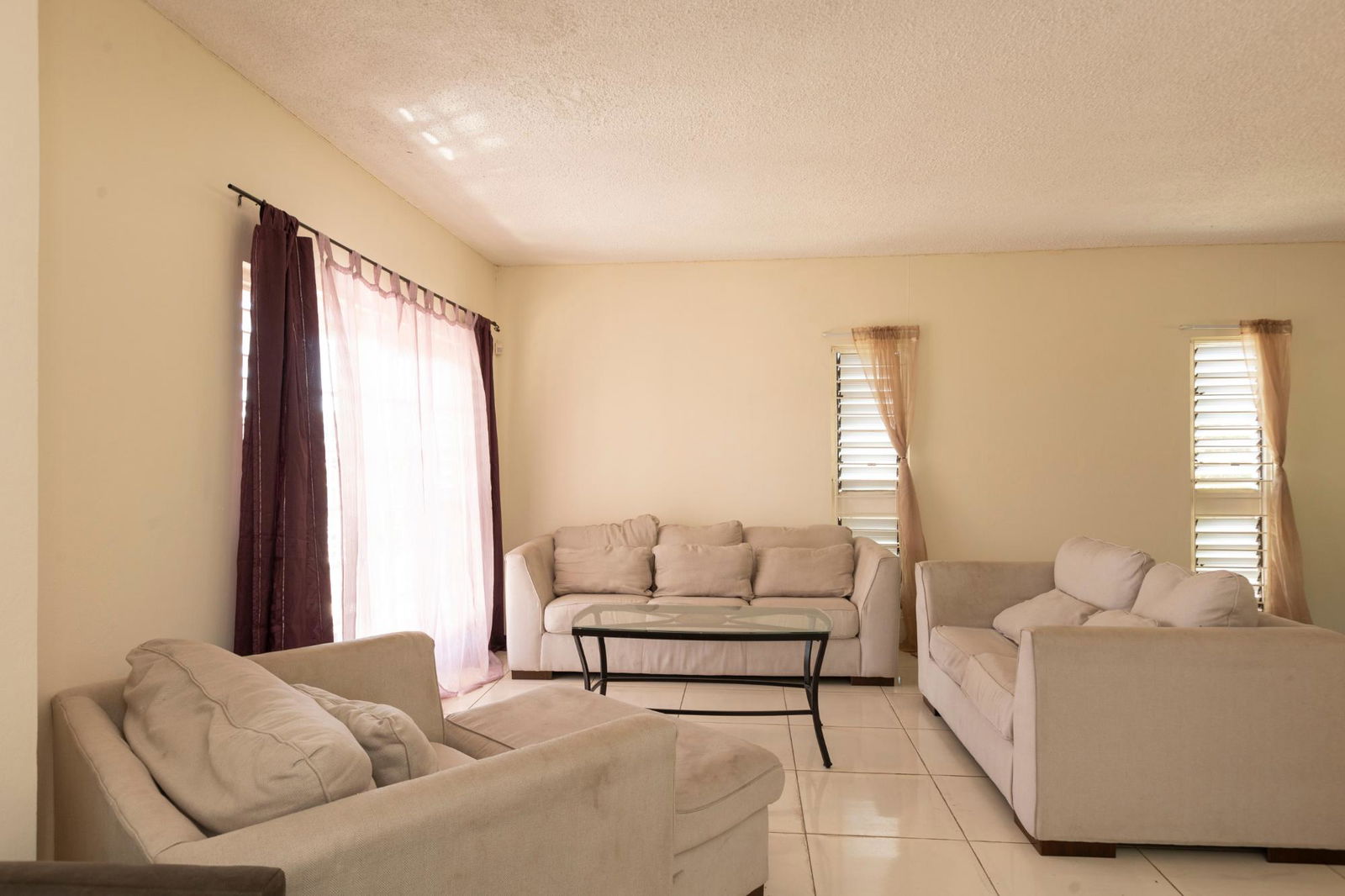 Fifth image of 2- Sky Way Drive in Kingston 19, St. Andrew, Jamaica - property is For Rent