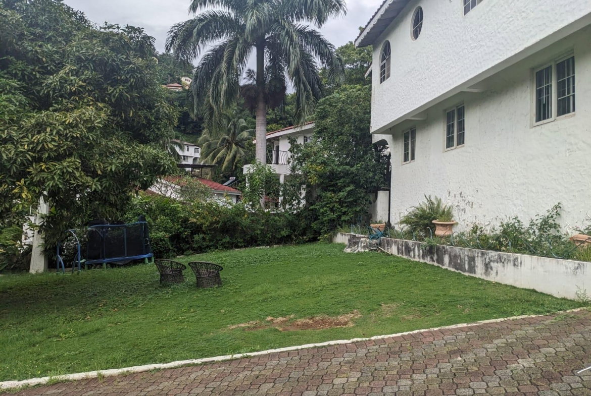 Fourth image of 7 Belgrade Close in Kingston 19, St. Andrew, Jamaica - property is For Sale