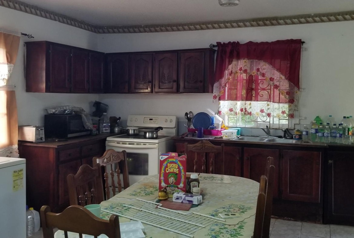 Tenth image of 9b- Reid's Haven in May Pen, Clarendon, Jamaica - property is For Sale