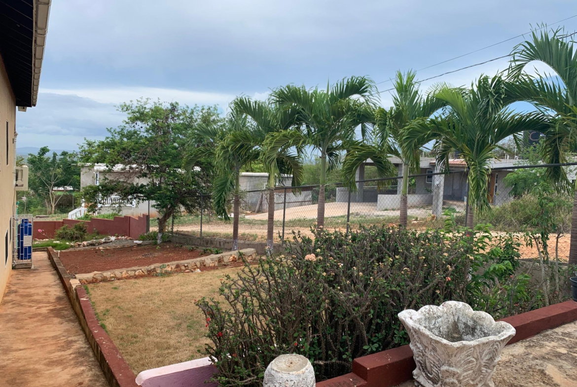 Eighth image of 9 Barry And Lloyd’s in Spanish Town, St. Catherine, Jamaica - property is For Sale
