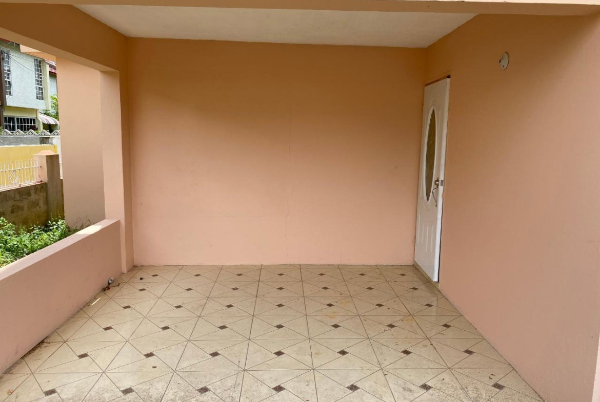 Seventh image of 193 Canal Drive in Bridgeport, St. Catherine, Jamaica - property is For Rent