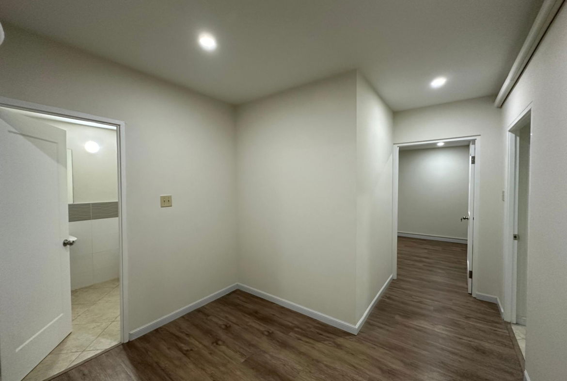 Eleventh image of 3-24 Paddington Terrace in Kingston 6, St. Andrew, Jamaica - property is For Rent