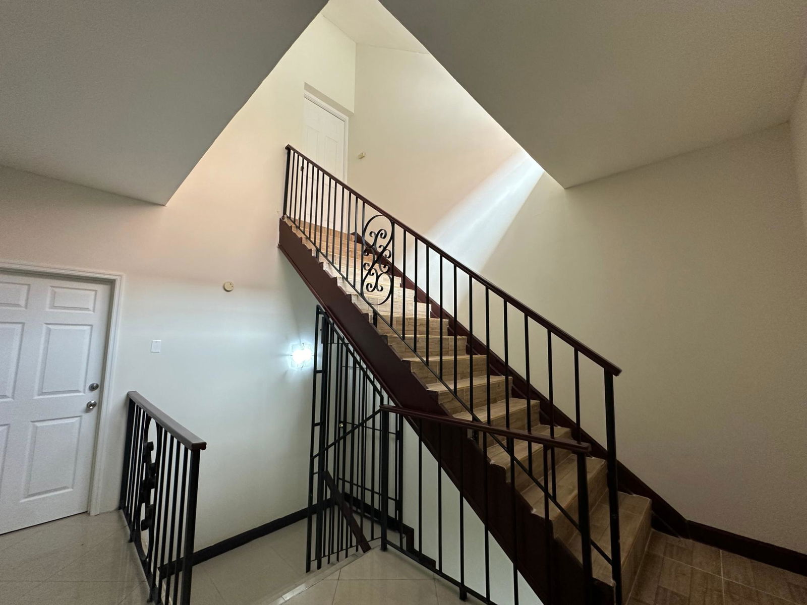 Spacious-4-Bedroom-Townhouse-for-Rent-in-Gated-Community-Kingston-6 Thirtieth image of 3-24 Paddington Terrace in Kingston 6, St. Andrew, Jamaica - property is For Rent