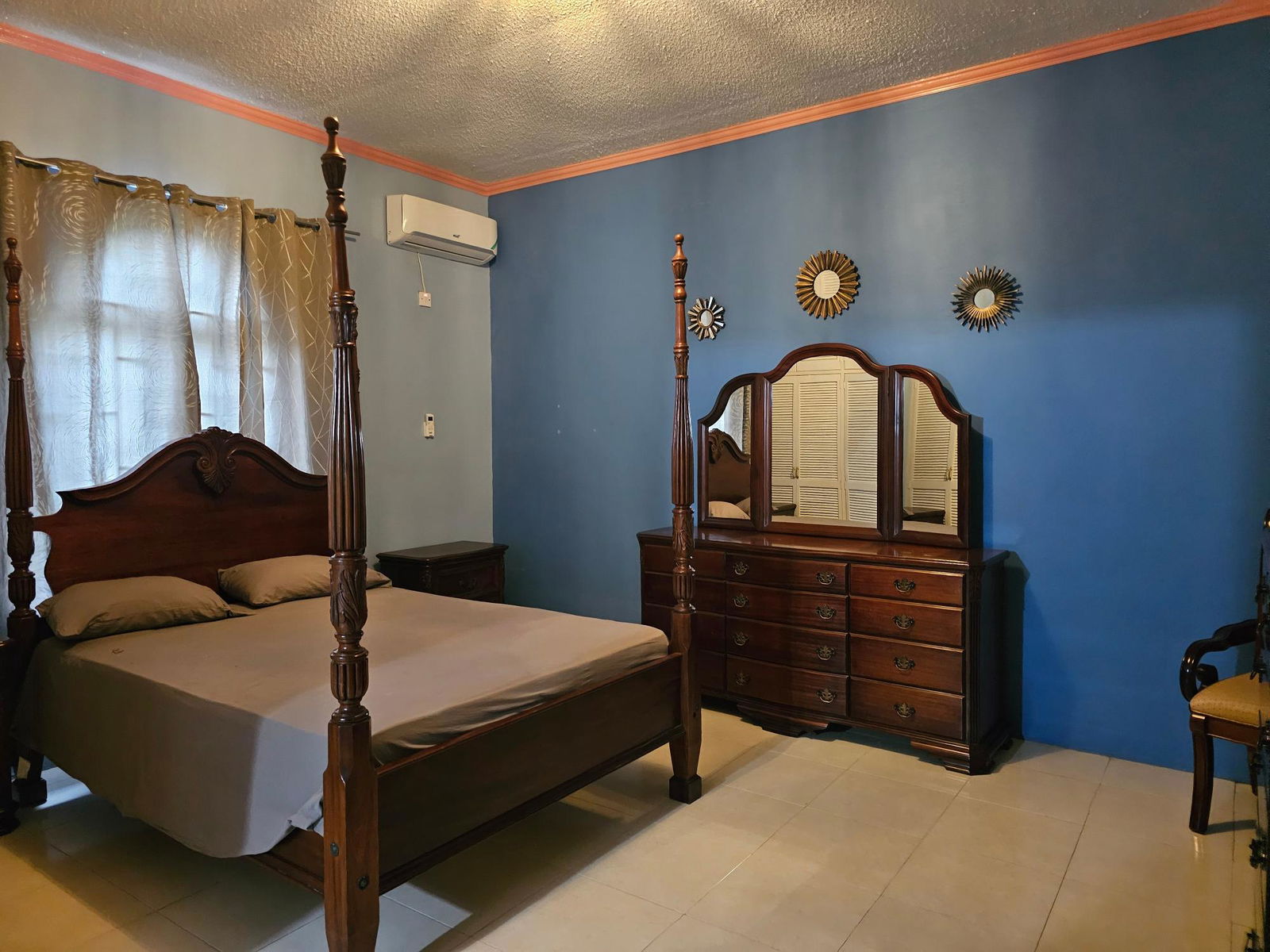 Fourteenth image of 1 - 14 Morningside Drive in Havendale, St. Andrew, Jamaica - property is For Rent