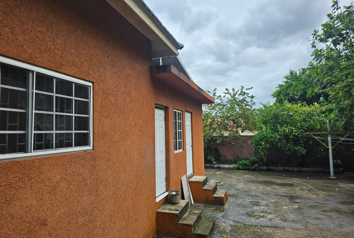 Fourth image of 1 - 14 Morningside Drive in Havendale, St. Andrew, Jamaica - property is For Rent