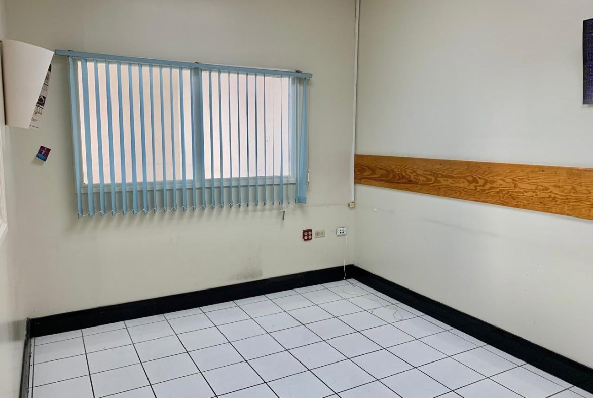 Second image of 7 North Street in KINGSTON, Kingston, Jamaica - property is For Rent