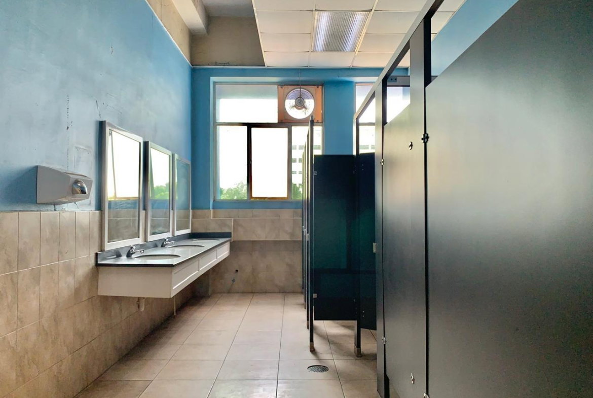 Eighth image of 7 North Street in KINGSTON, Kingston, Jamaica - property is For Rent