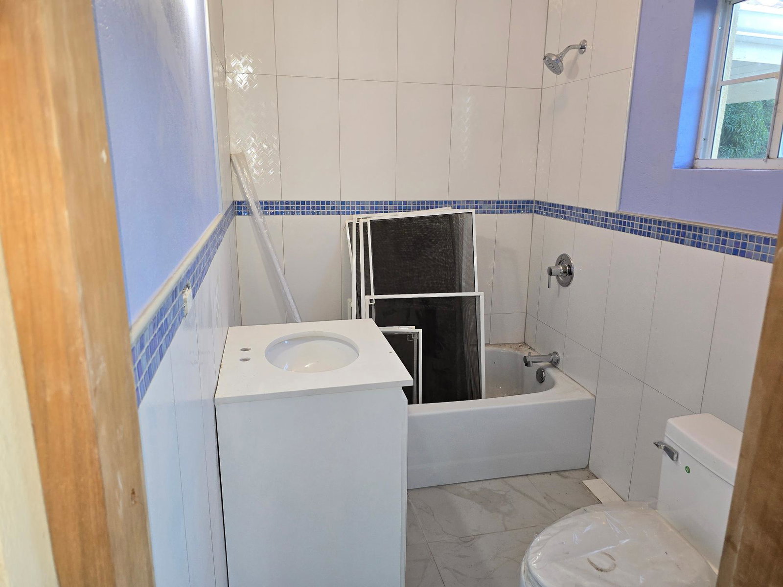 Fourth image of 1/gnd Fl-8 South Hopefield Ave in Kingston 6, St. Andrew, Jamaica - property is For Rent