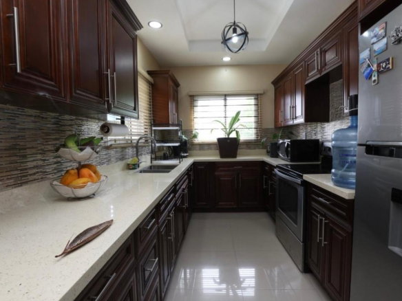 First image of 4-7 Roseneath Avenue in Kingston 6, St. Andrew, Jamaica - property is For Rent
