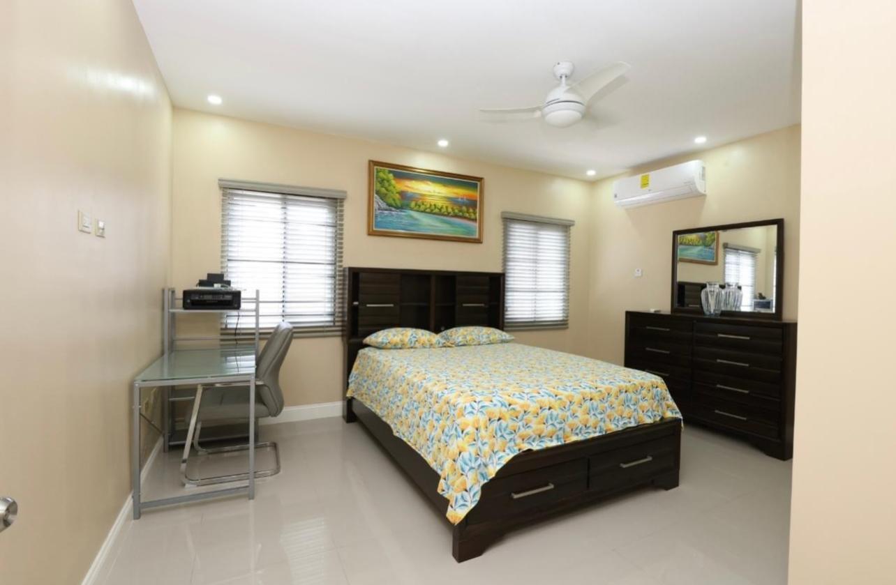 Seventh image of 4-7 Roseneath Avenue in Kingston 6, St. Andrew, Jamaica - property is For Rent