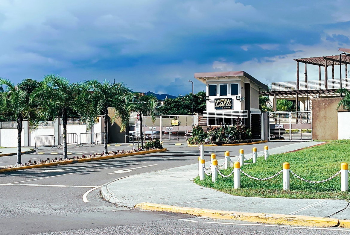 Second image of B-311-14-17 Crieffe Road in Kingston 6, St. Andrew, Jamaica - property is For Rent