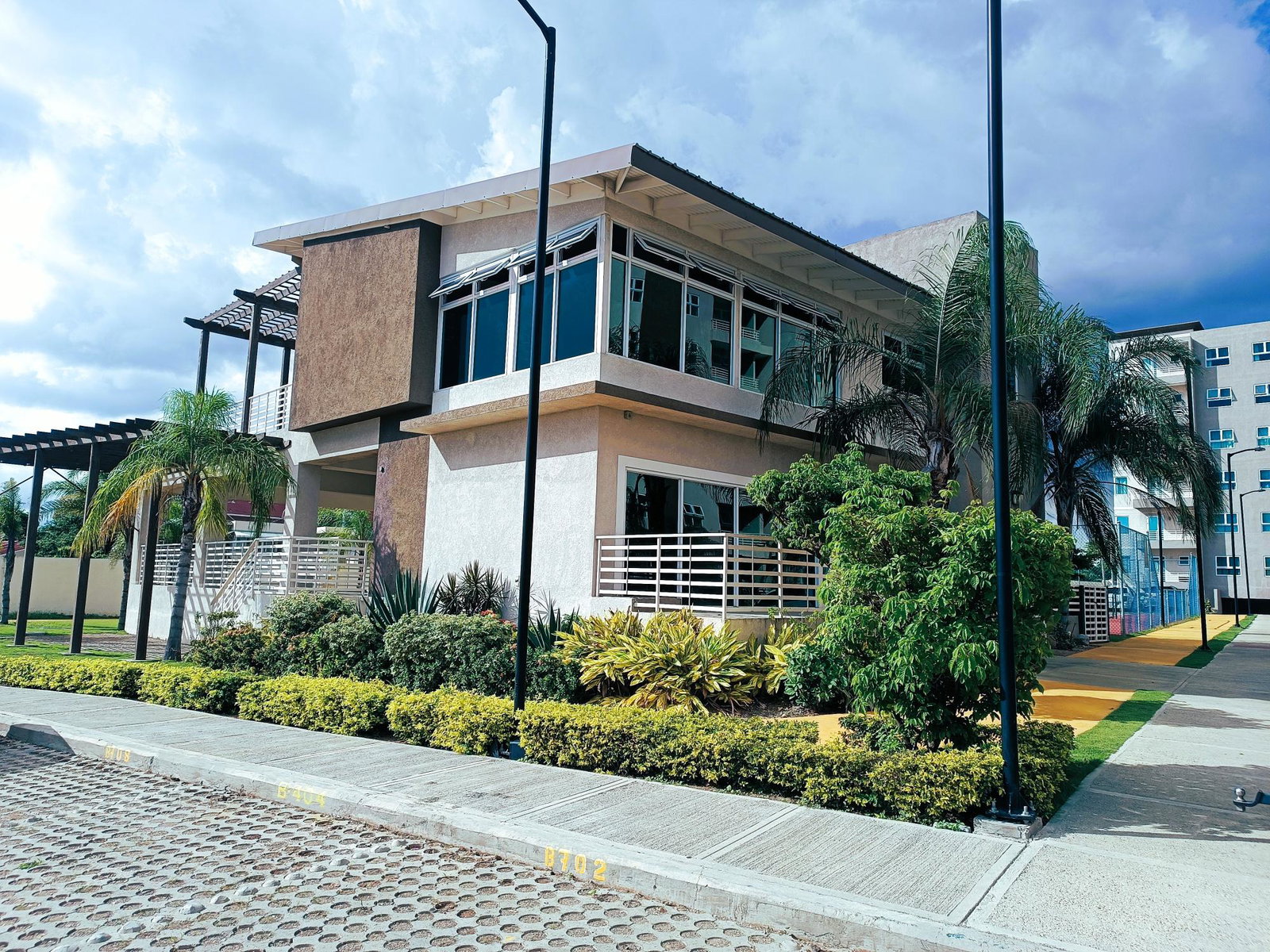 Third image of B-311-14-17 Crieffe Road in Kingston 6, St. Andrew, Jamaica - property is For Rent