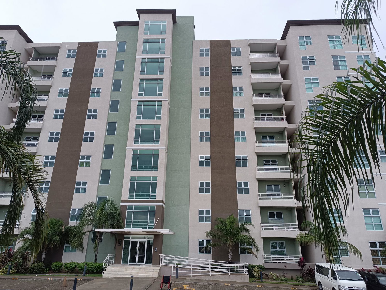 Seventeenth image of B-311-14-17 Crieffe Road in Kingston 6, St. Andrew, Jamaica - property is For Rent