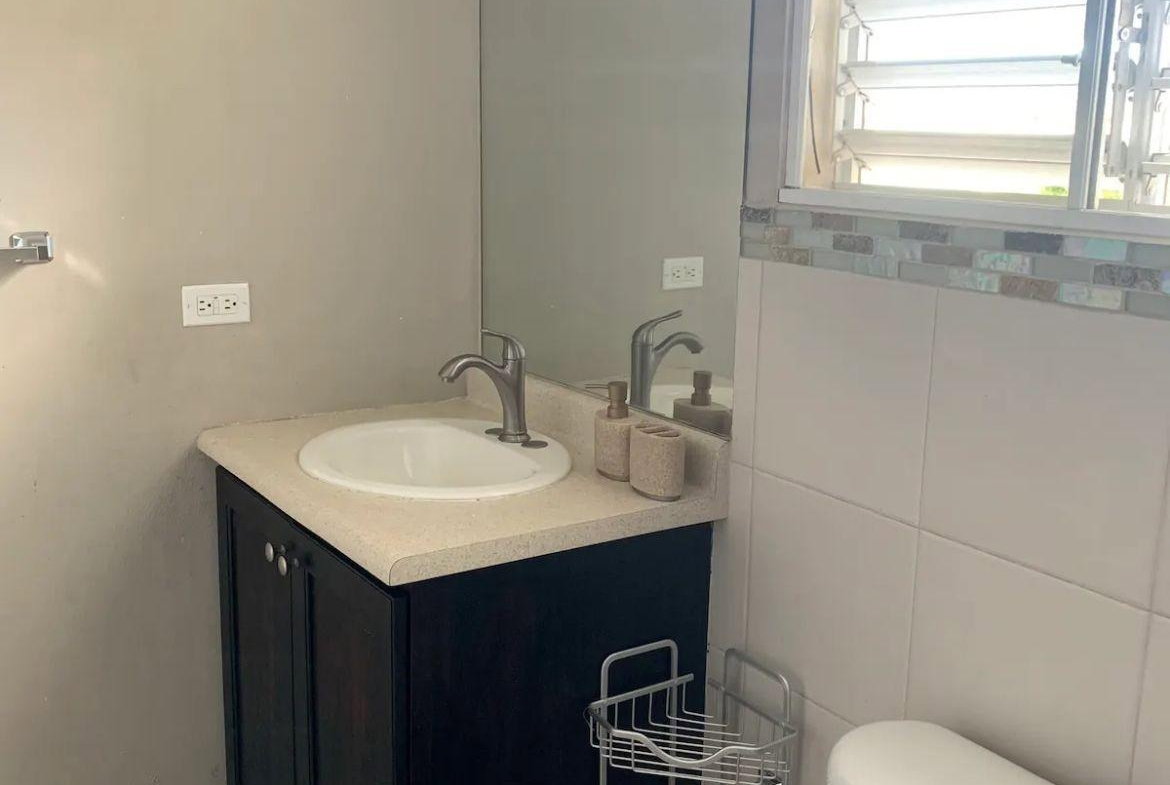 Tenth image of 18-40 Paddington Terrace in Kingston 6, St. Andrew, Jamaica - property is For Rent