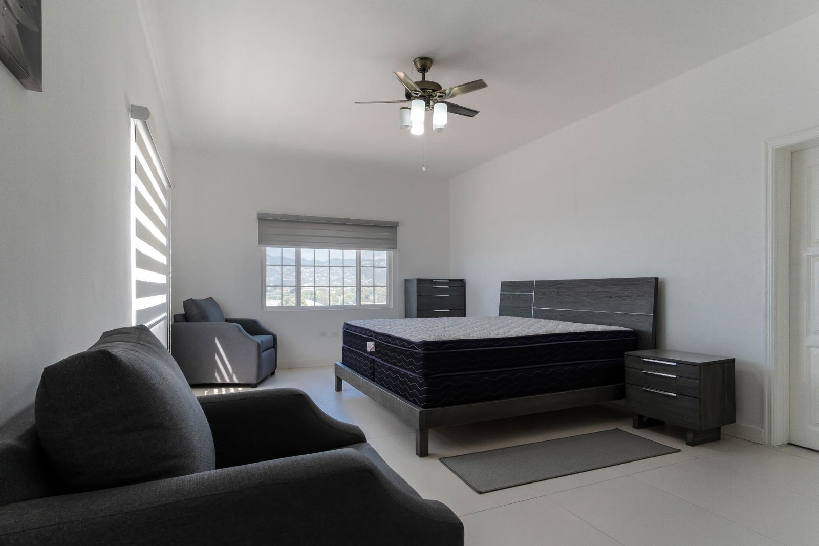 Eighth image of 29-28a Upper Waterloo Road in Kingston 10, St. Andrew, Jamaica - property is For Rent