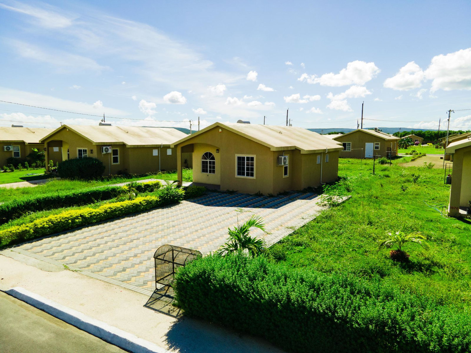 Second image of Lot 1975- Phoenix Park Village Pha in Phoenix Park, St. Catherine, Jamaica - property is For Rent