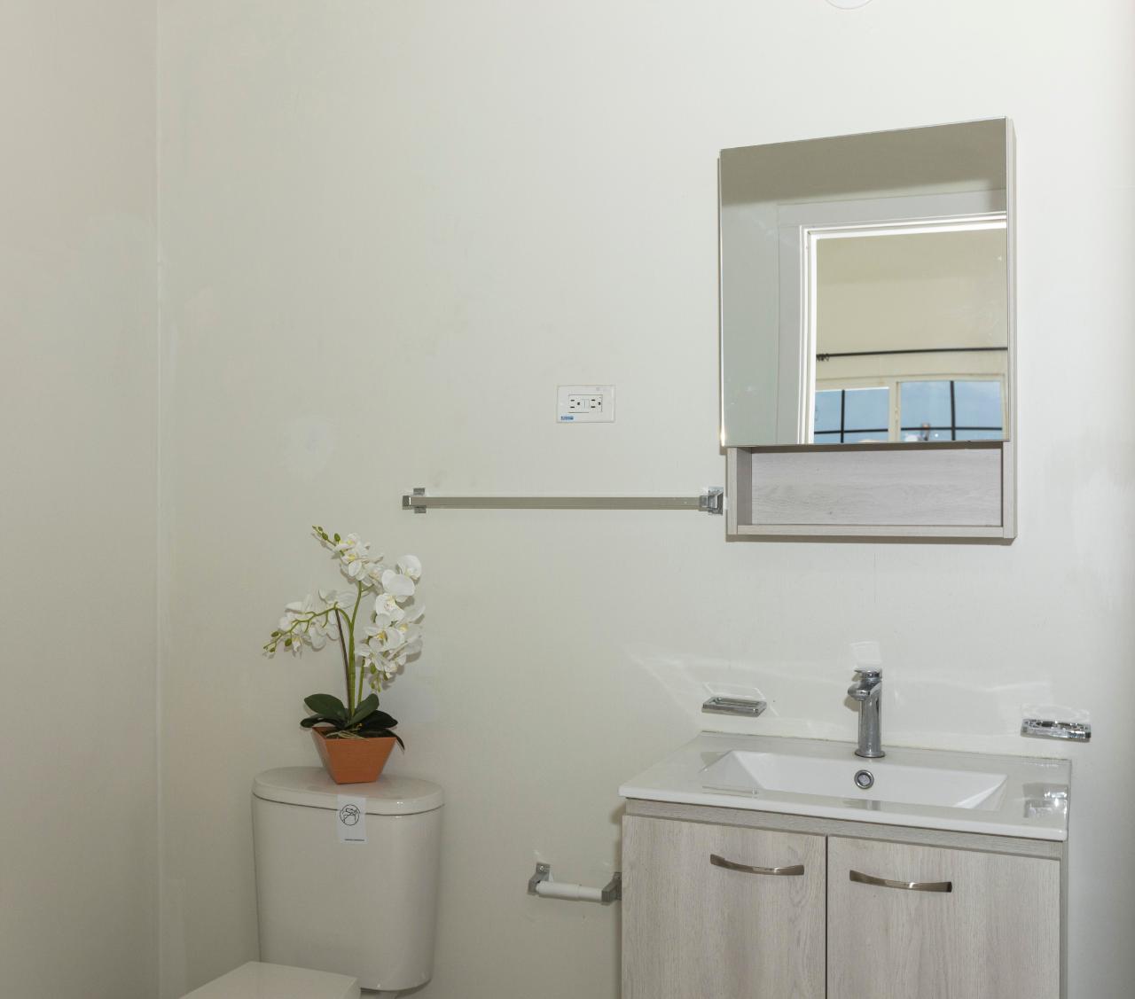 Fourteenth image of Lot 1975- Phoenix Park Village Pha in Phoenix Park, St. Catherine, Jamaica - property is For Rent