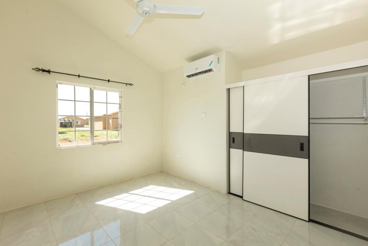 Fifteenth image of Lot 1975- Phoenix Park Village Pha in Phoenix Park, St. Catherine, Jamaica - property is For Rent