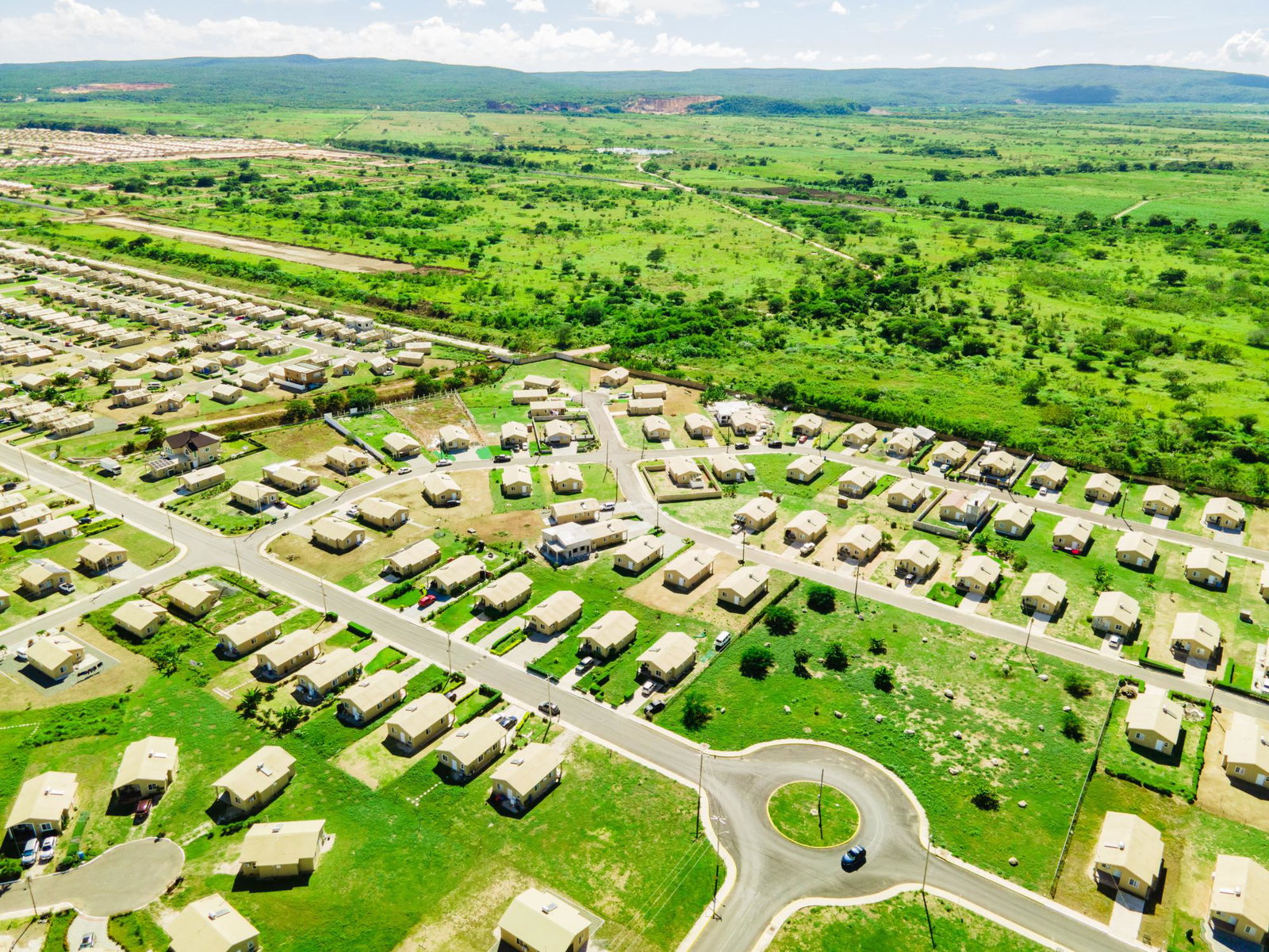 Twentieth image of Lot 1975- Phoenix Park Village Pha in Phoenix Park, St. Catherine, Jamaica - property is For Rent