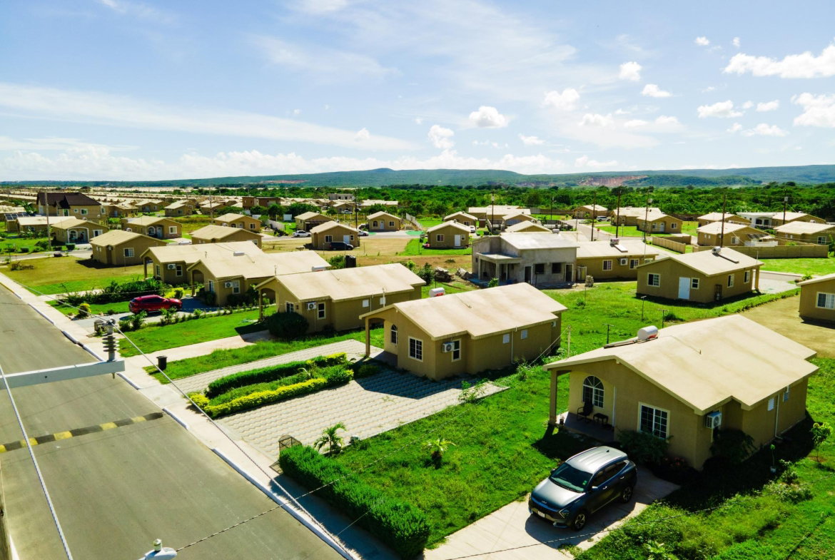 Third image of Lot 1975- Phoenix Park Village Pha in Phoenix Park, St. Catherine, Jamaica - property is For Rent