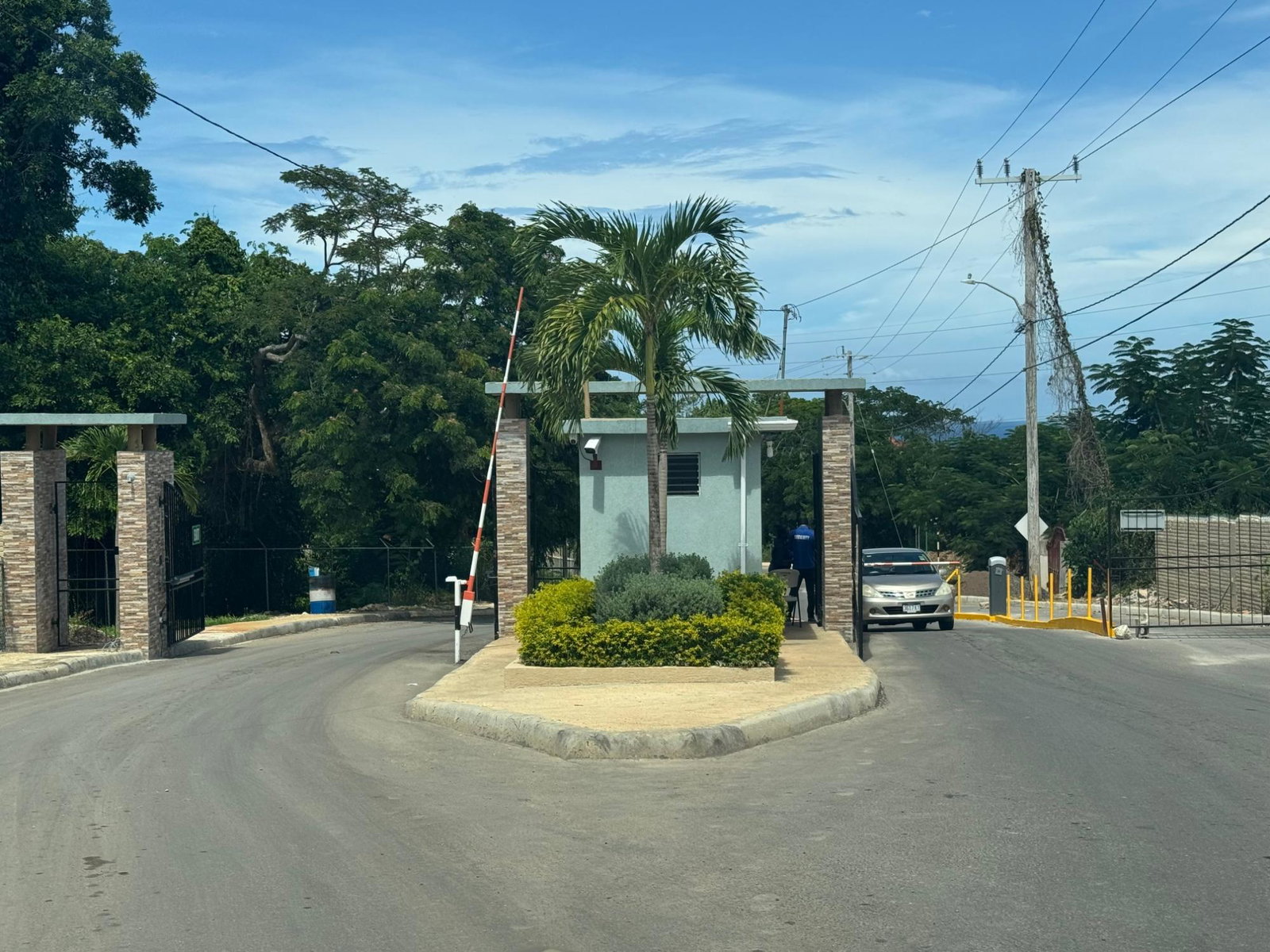 Thirteenth image of 463 Camelot Village,phase 5 in Discovery Bay, St. Ann, Jamaica - property is For Rent