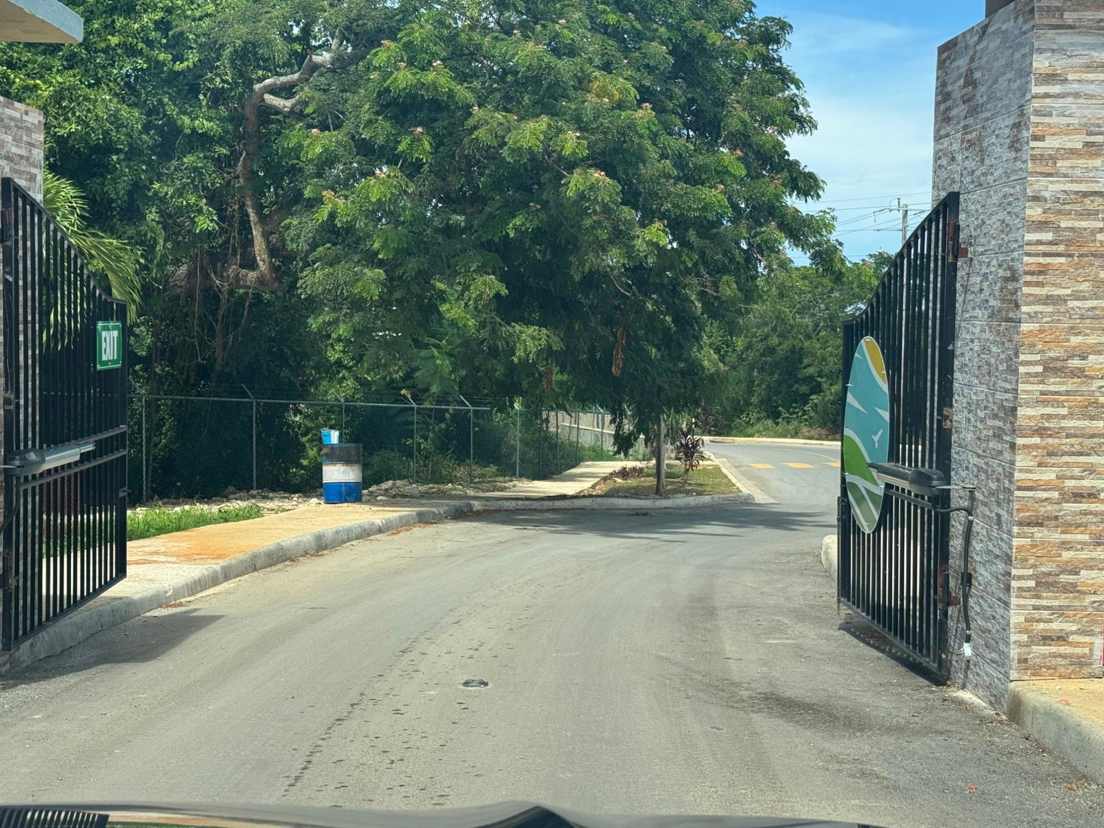 Fourteenth image of 463 Camelot Village,phase 5 in Discovery Bay, St. Ann, Jamaica - property is For Rent