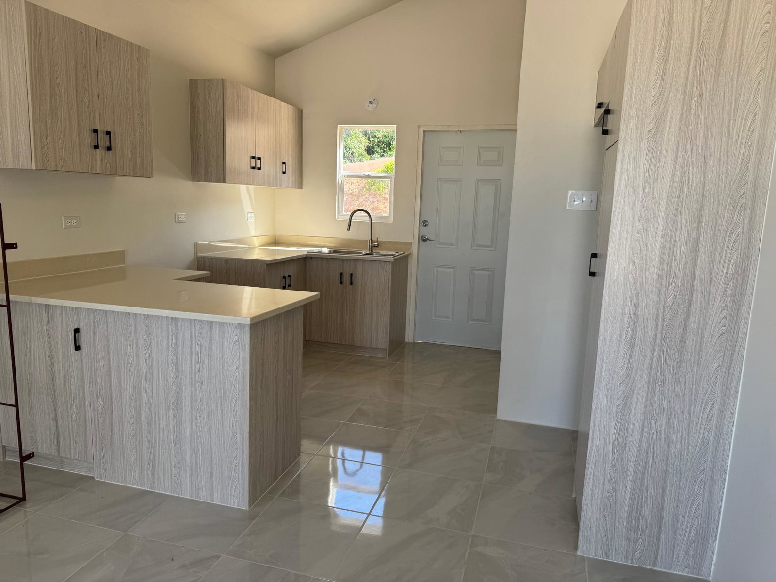 Sixth image of 463 Camelot Village,phase 5 in Discovery Bay, St. Ann, Jamaica - property is For Rent