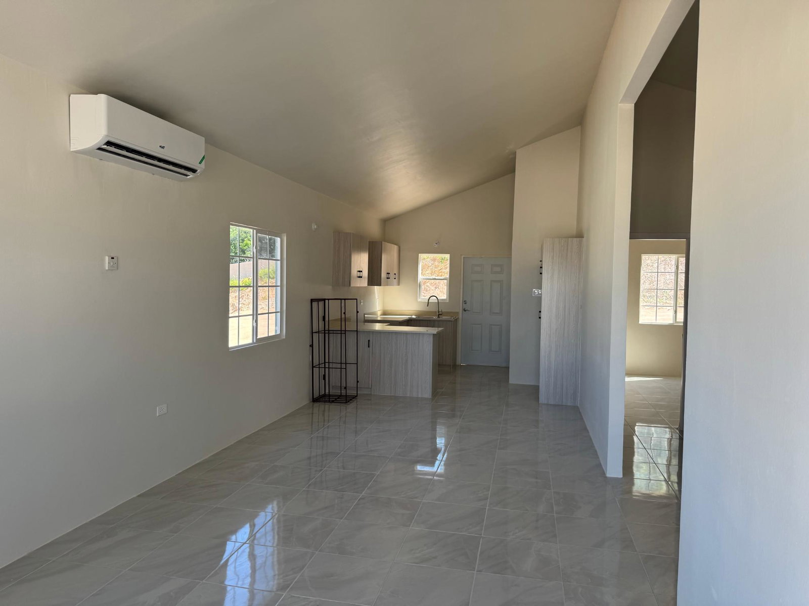 Seventh image of 463 Camelot Village,phase 5 in Discovery Bay, St. Ann, Jamaica - property is For Rent