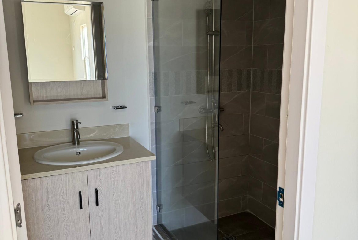 Tenth image of 463 Camelot Village,phase 5 in Discovery Bay, St. Ann, Jamaica - property is For Rent