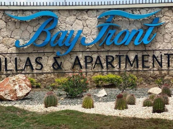 First image of 208- Port Royal Drive in Port Henderson, St. Catherine, Jamaica - property is For Sale