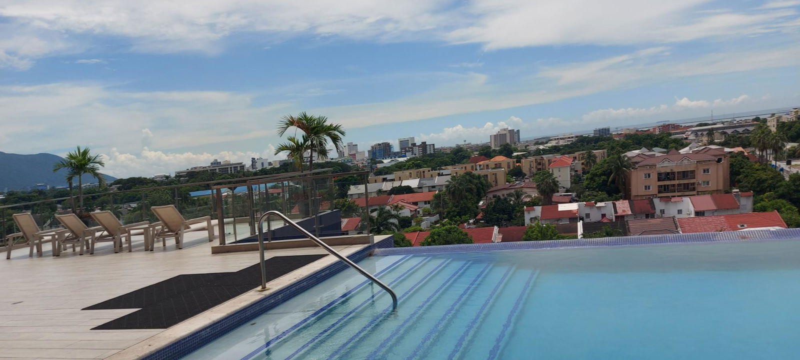 Fourteenth image of 907-20 South Ave. in Kingston 10, St. Andrew, Jamaica - property is For Rent