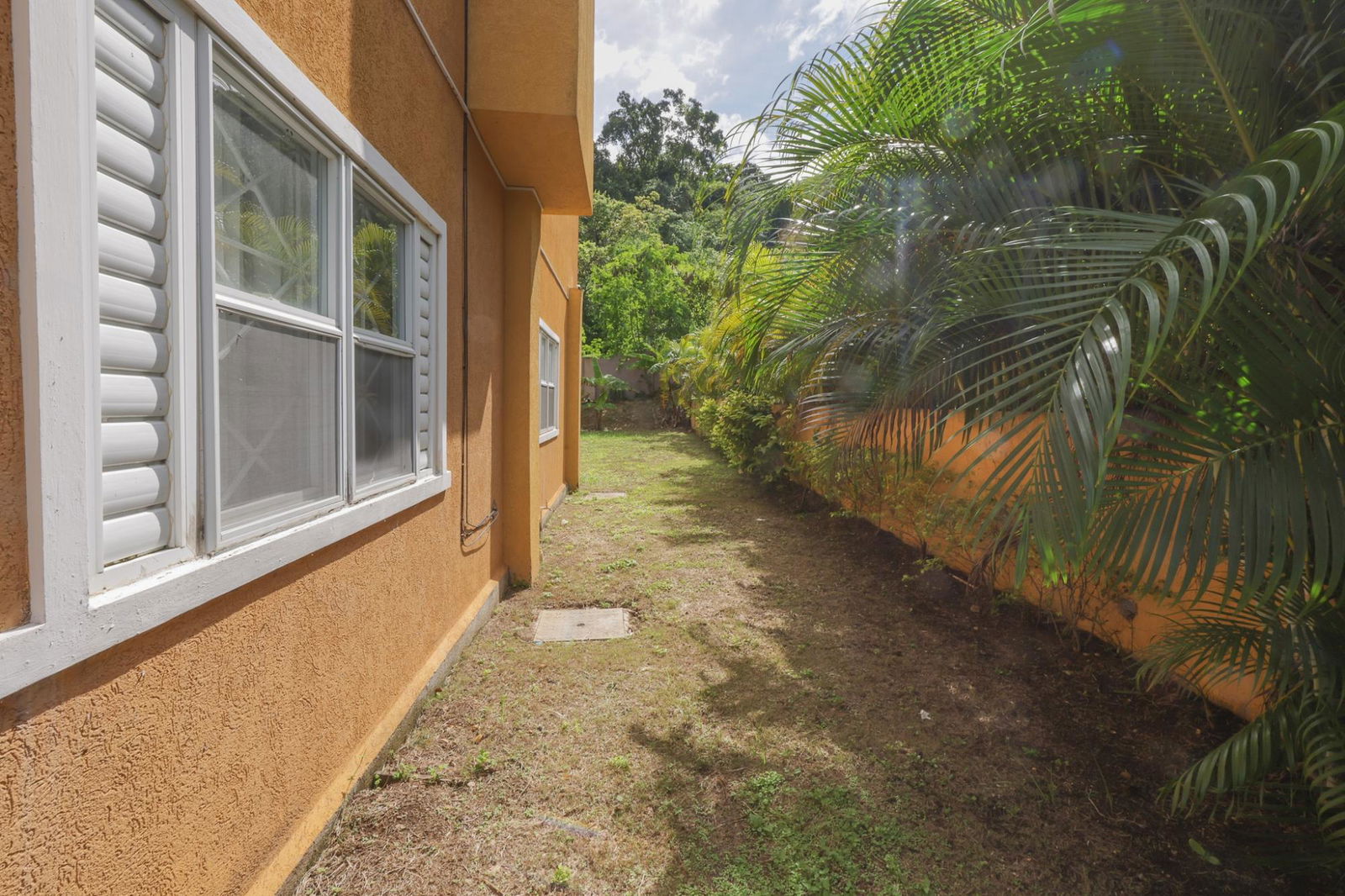 Stunning-2BR-Townhouse-for-Rent-in-Runaway-Bay-Jamaica Eleventh image of 509- Canoe Drive The Savannah in Runaway Bay, St. Ann, Jamaica - property is For Rent