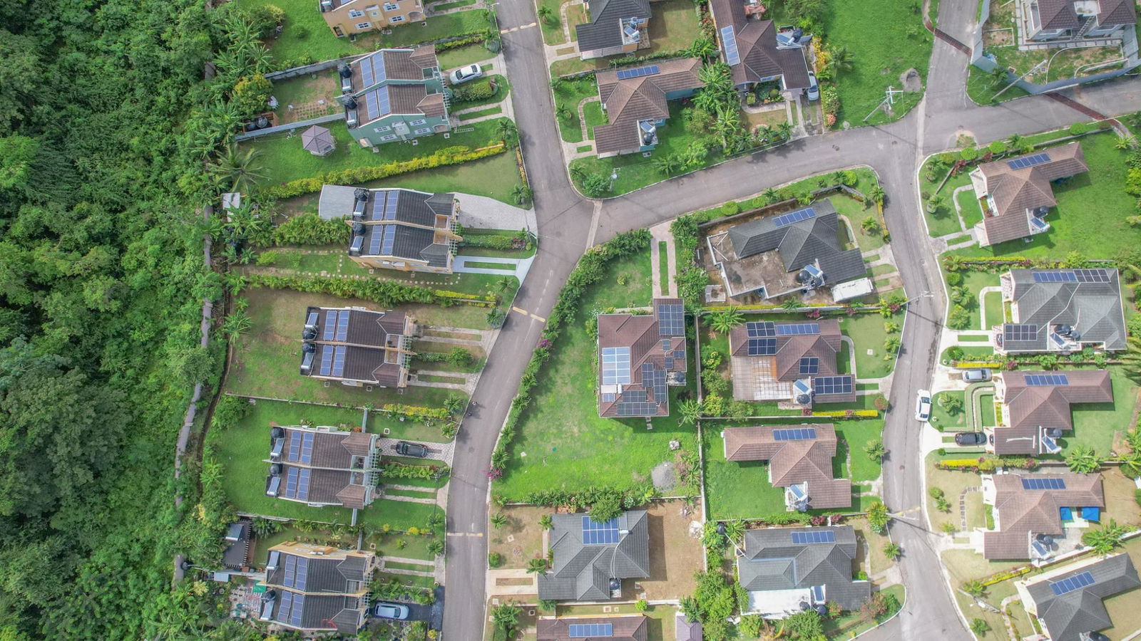 Stunning-2BR-Townhouse-for-Rent-in-Runaway-Bay-Jamaica Thirteenth image of 509- Canoe Drive The Savannah in Runaway Bay, St. Ann, Jamaica - property is For Rent