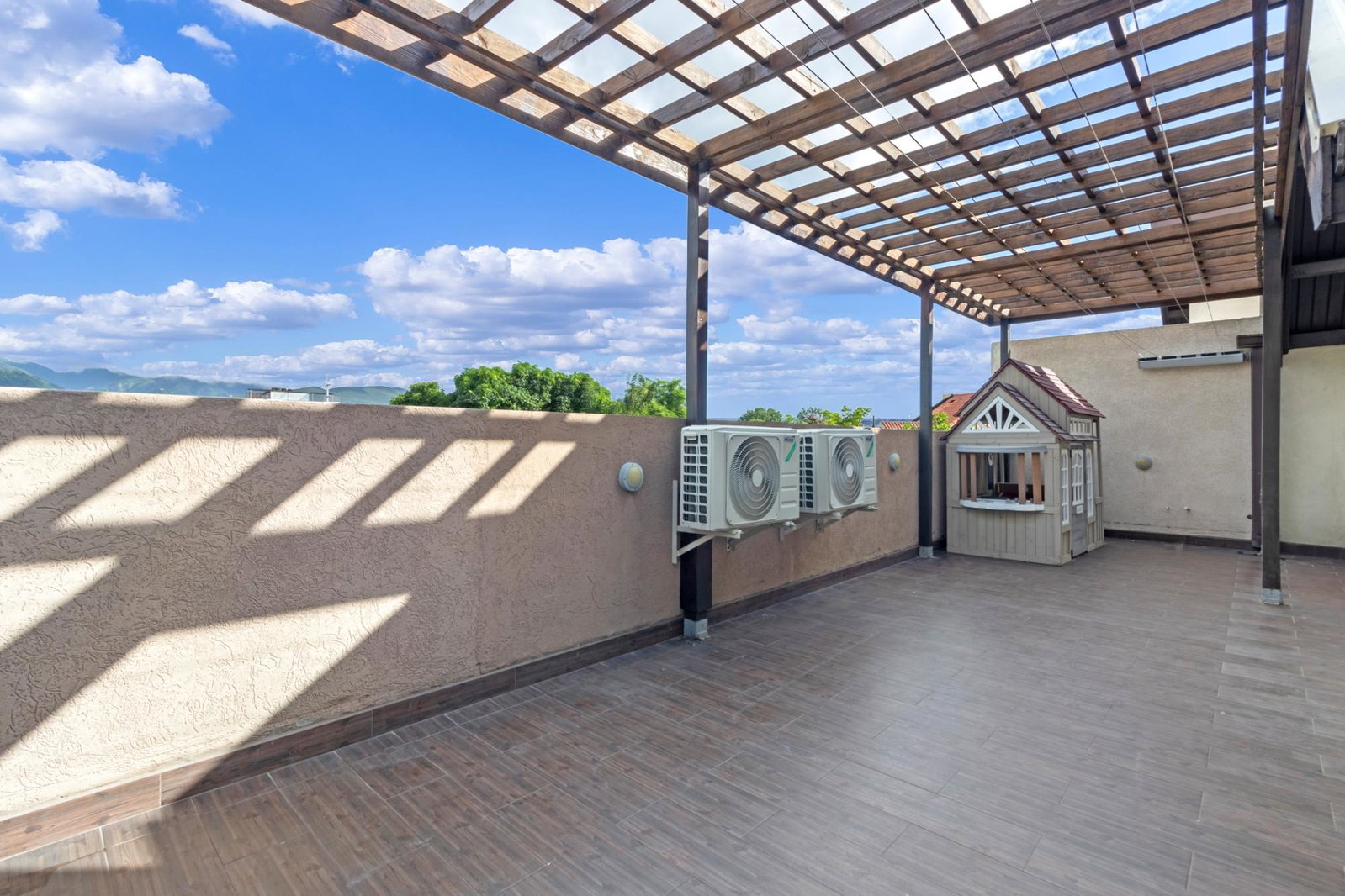 Eleventh image of 18 Sandhurst Crescent in Kingston 6, St. Andrew, Jamaica - property is For Rent