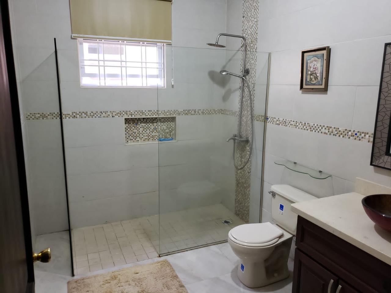 Eleventh image of 23-14 Upper Musgrave Ave in Kingston 5, St. Andrew, Jamaica - property is For Rent