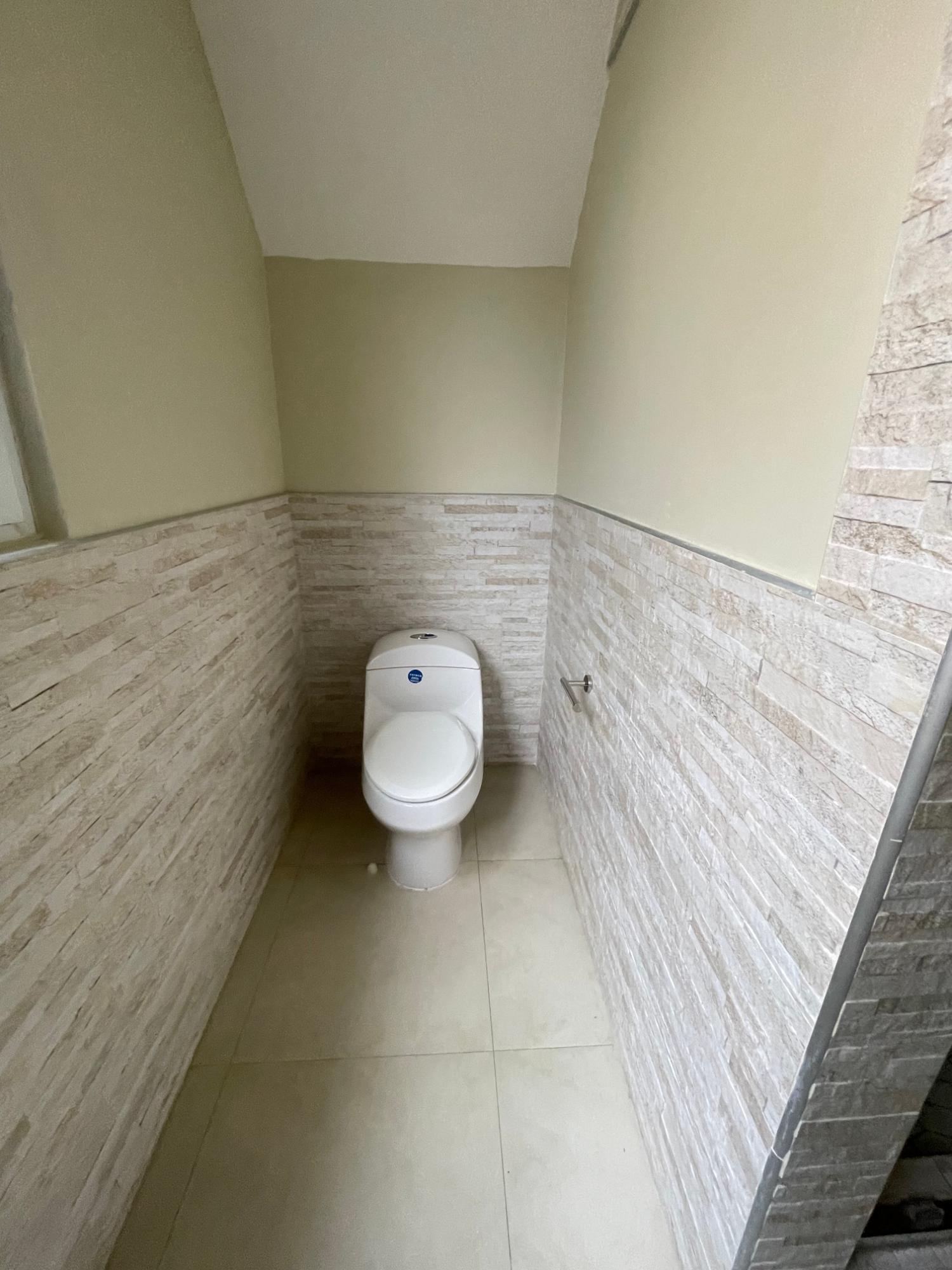 Stunning-3-Bedroom-Apartment-for-Rent-in-St.-Andrew-Jamaica Seventeenth image of Apt #7-11 Sandhurst Crescent in Kingston 6, St. Andrew, Jamaica - property is For Rent